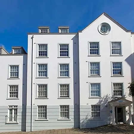 Hotel Saco Jersey - Merlin House St Aubin
