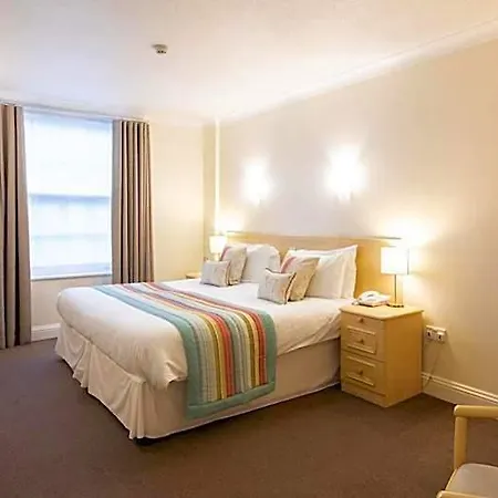 Saco Jersey - Merlin House Hotel St Aubin